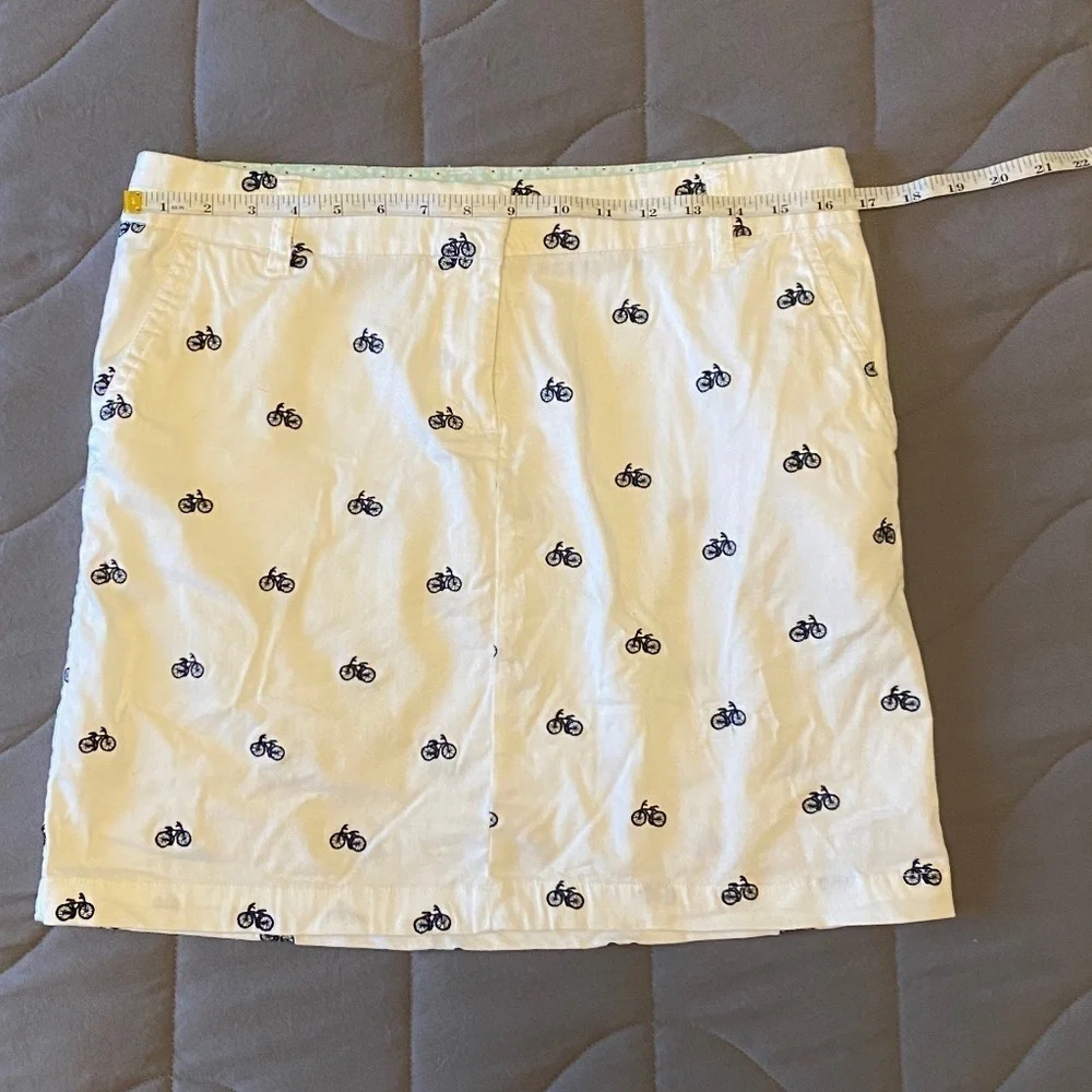 British Khaki- Skirt-White with Blue‎ Bicycles-Women's Size 6